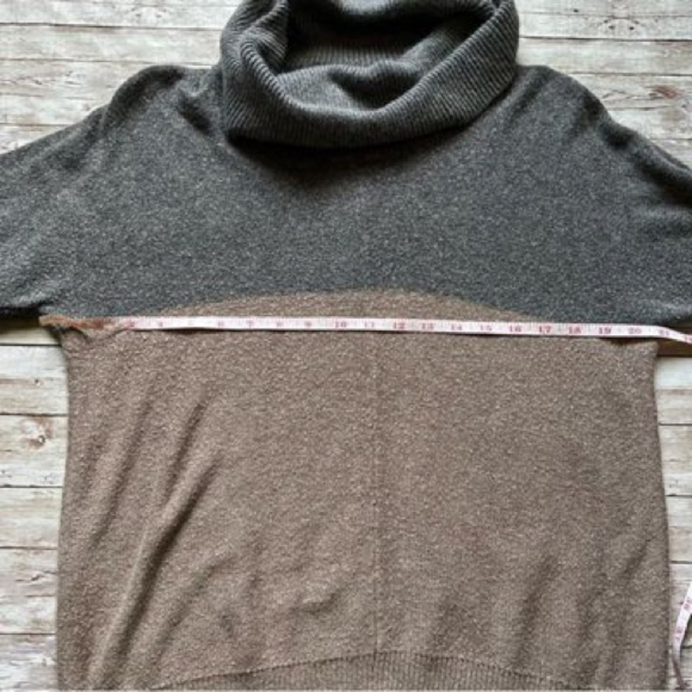 Two-Tone Gray and Brown Women's Sweater - Picture 3 of 5